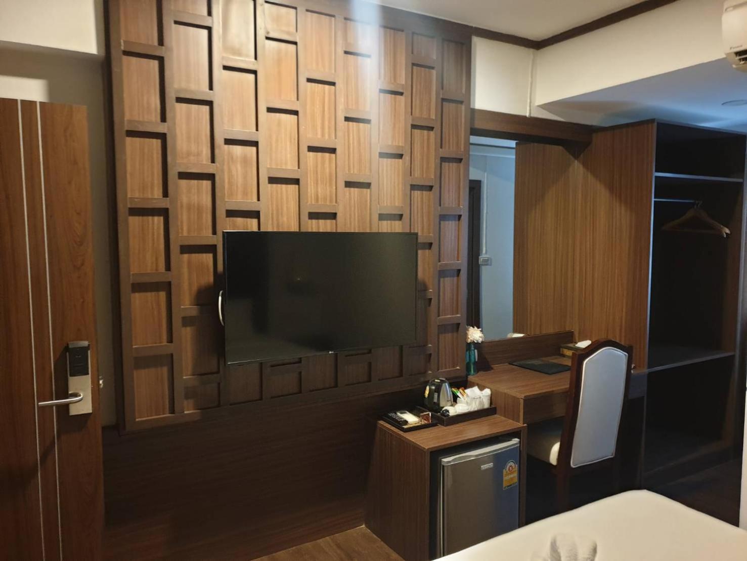 兰纳翼酒店 清邁 外观 照片